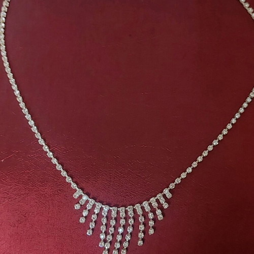 Vintage necklaces with stones like new, pack of 2