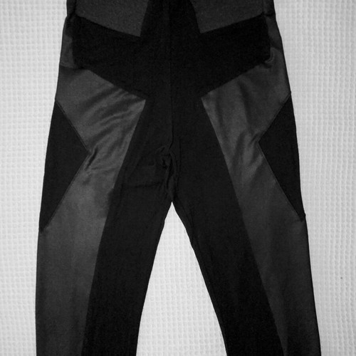 Women's black leggings XS new with vinyl patterns