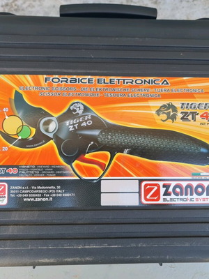 ZANON TIGER ZT 40 DRIVE 604S Батерийни ножици за подрязване 50,4V/5,8Ah 40мм