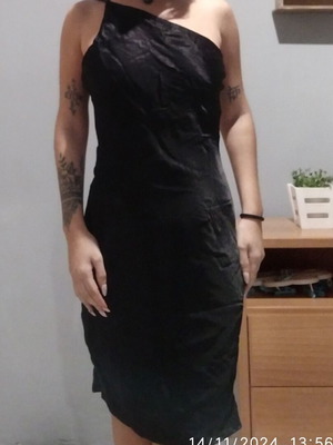 Black satin dress Bershka like new with adjustable straps