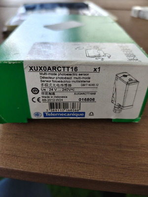 Telemecanique Photoelectric Sensor XUX0ARCTT16 new