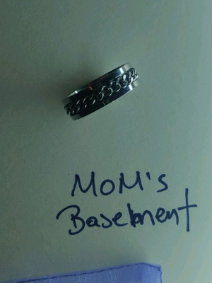 Large ring with moving part like new