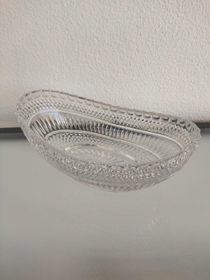 Transparent crystal bowl new, deep, 28x15.5x12 cm