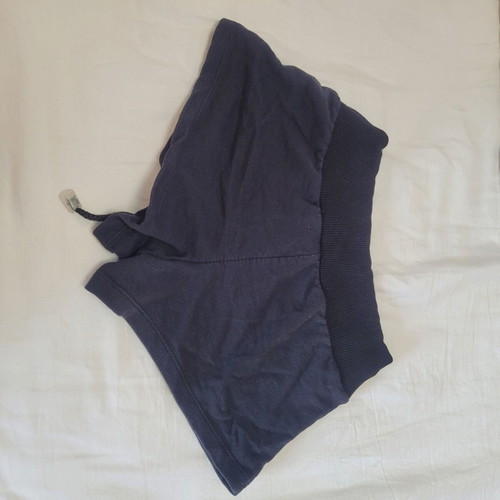Women's shorts like new, size small, black