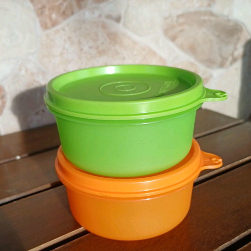 Tupperware kids set new with plate and 2 bowls 200ml