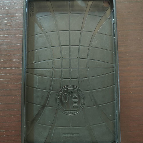 Samsung Galaxy Tab A 10.1 (2019) 32GB Wi-Fi tablet with Spigen case
