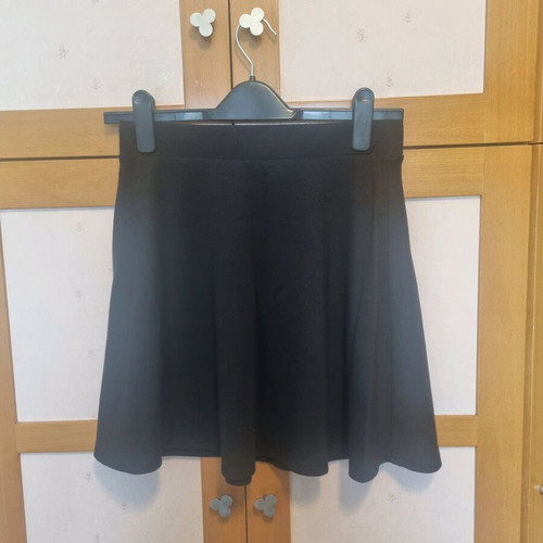 Mini skirt used, size M, black