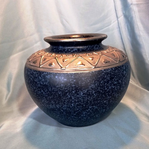 Vintage ceramic vase blue crackle with embossed silver decoration 16 cm
