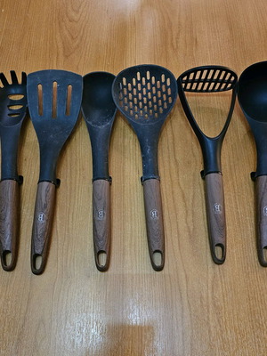 Silicone kitchen utensils set new
