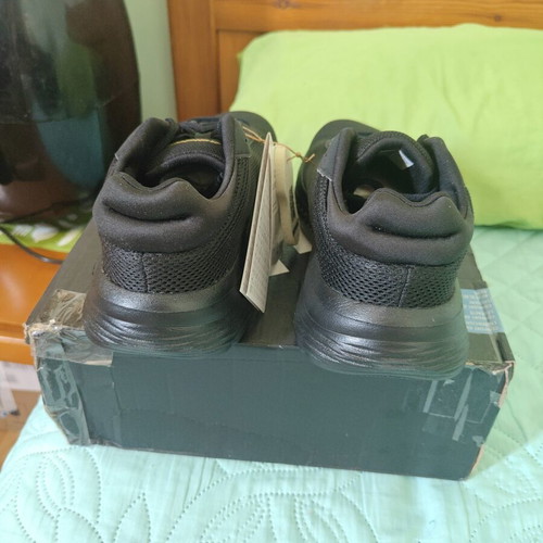 Adidas Cloudfoam Comfy sneakers size 37, black and gold, new