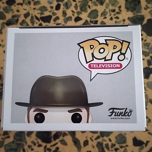 Funko Pop Television Hopper 512 Chase new authentic