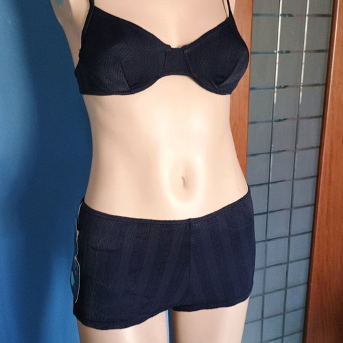Bluepoint women's swimsuit new, size small, blue