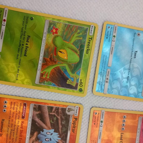 Pokemon cards Lost Thunder like new, -  30,00 - Vendora.cy