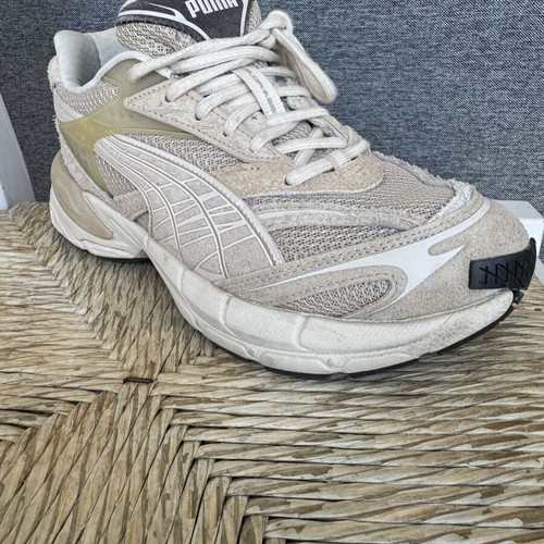Puma sports shoes, beige, size 42