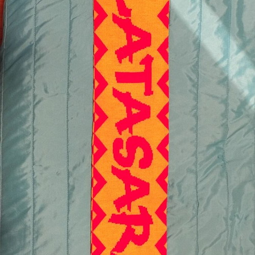 Galatasaray SK knitted scarf like new, authentic 2015-16