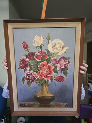 Painting beautiful vintage bouquet like new