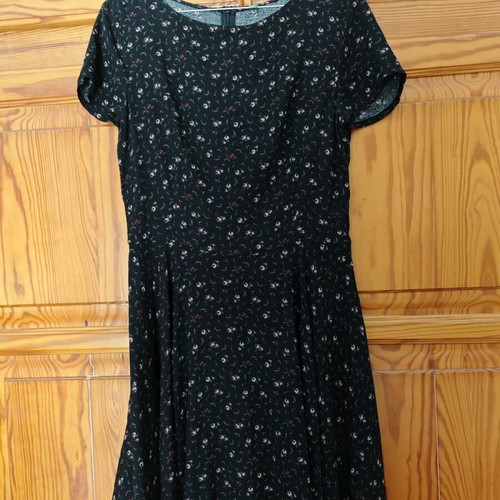 Benetton women's dress size M like new, black with floral pattern