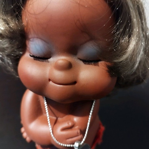 Lyra doll like new, 18cm tall, with company pendant mark