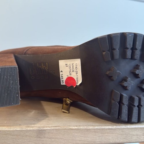 Brown boots shoes like new, size 37