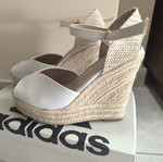 White platform sandals like new, size 37