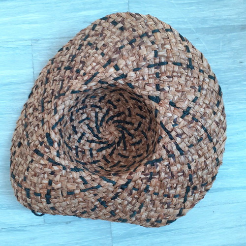 Straw hat used, size 55 cm circumference