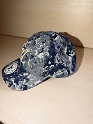LV V cap