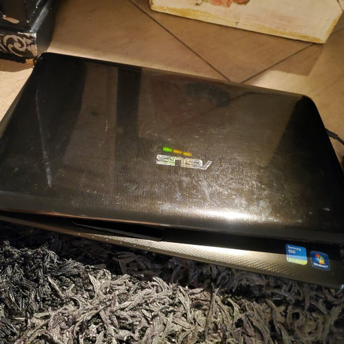 Asus laptop μεταχειρισμένο με i5, 8GB RAM, SSD 250GB, χωρίς τροφοδοτικό