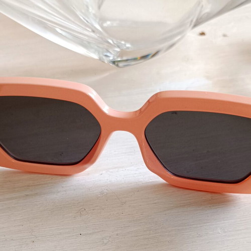 Sunglasses like new, pink, worn twice