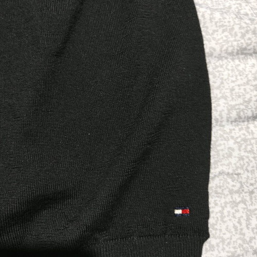 Tommy Hilfiger vest medium like new, black