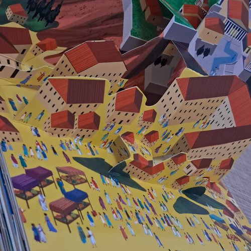 Ancient Greece Pop-up Book like new, 8 3D scenes, English