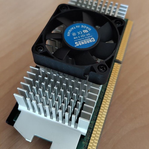 Pentium III 500 MHz CPU used, Slot 1, Katmai architecture
