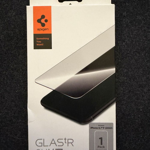 Spigen Glas.tR Slim Tempered Glass for iPhone 14 Pro Max new