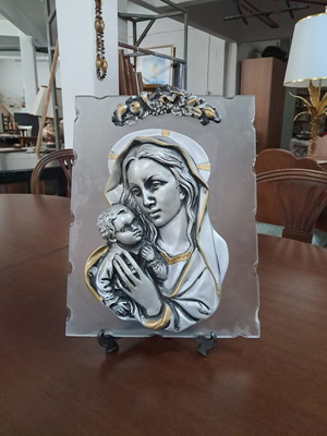 Embossed Virgin Mary image in glass frame like new