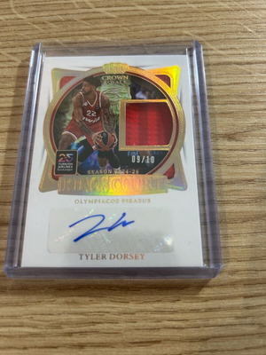 Αριθμημένη κάρτα Tyler Dorsey με υπογραφή και patch Ολυμπιακός Euroleague 2024-25