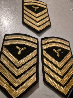 Navy rank insignia like new, set of 3 pieces
