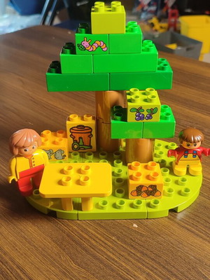 Lego Duplo Picnic in the Forest Set used, 22 pieces