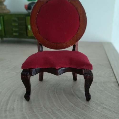 Dollhouse living room set like new, 6 wooden pieces