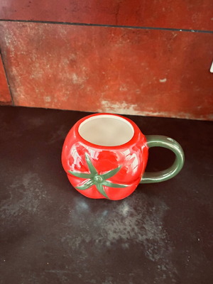 Tomato Mug new, juicy design