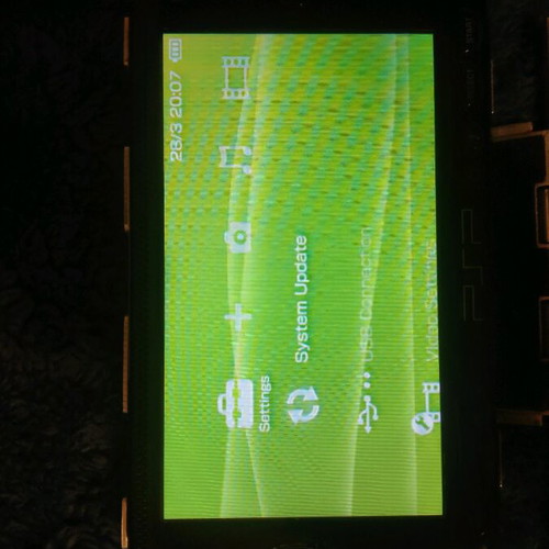 Sony PSP 1004 like new with original charger, case and cover