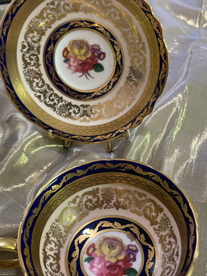 Σετ φλιτζάνι και πιάτο Paragon Αγγλίας καινούργιο με χρυσά σχέδια