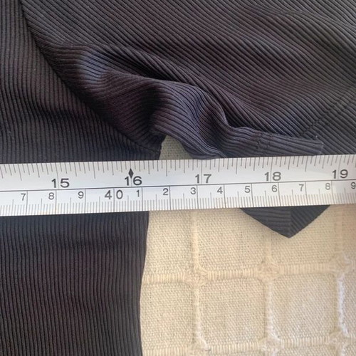 T-shirt black size M used with sleeve pull