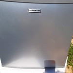 United UND-4517 mini-bar fridge set, 45 liters, silver and white