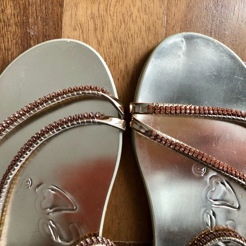 Solidea gold-bronze rhinestone strappy sandals size 39 like new