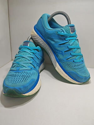 Saucony Hurricane ISO 5 running shoes used, size 39