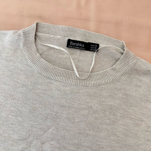 Bershka T-shirts 2 like new, size S, beige and red