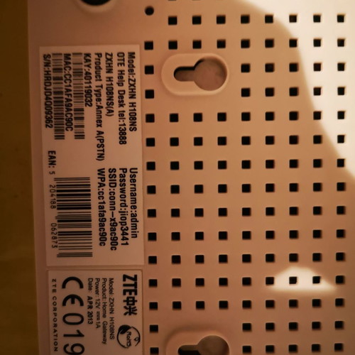 Router and wireless network cards used in working condition
