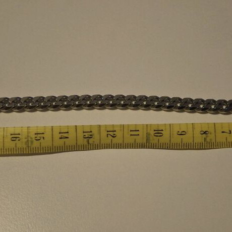 Silver unisex bracelet like new, chain