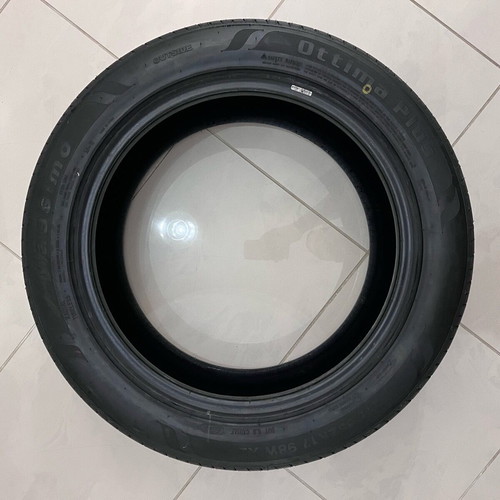 Massimo Ottima Plus tire 215/55ZR17 98W XL like new