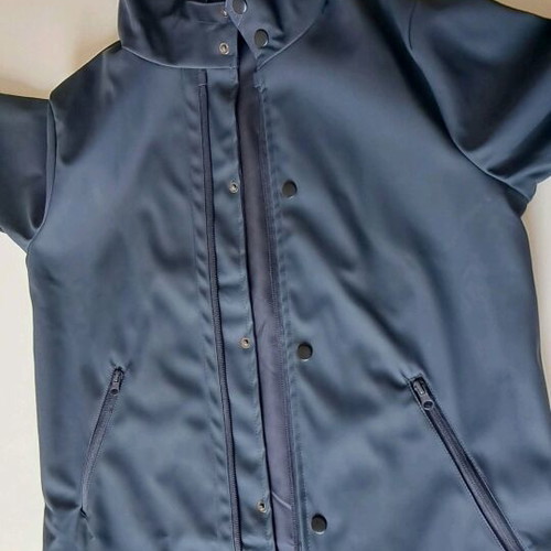 Thin parka like new for 13-14 years old, blue marine and black