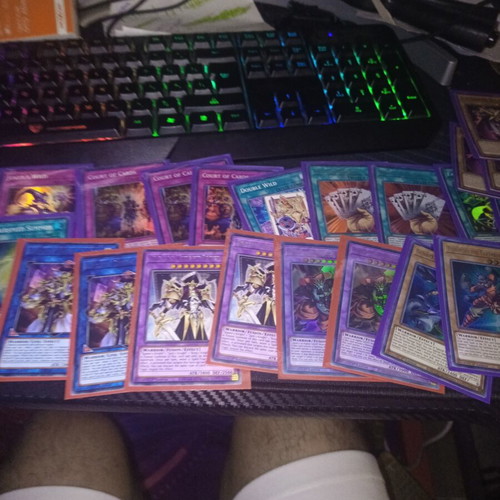 Yu-Gi-Oh Kings Knight core deck, 32 cards